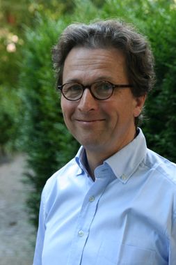 Arnault Pfersdorff ; pédiatre-réanimateur passionné et engagé